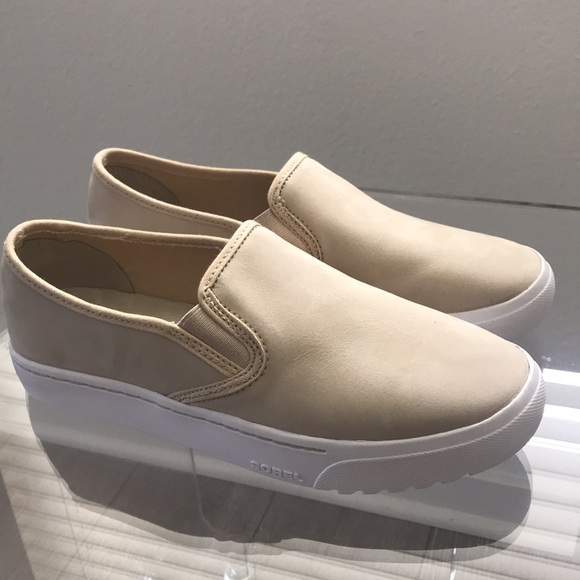 SOREL Campsneak Suede Platform Slip-on Sneakers - Picture 9 of 11